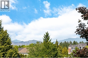 371 MCCARREN Avenue - Photo 8