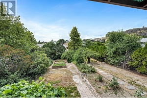 2916 Allenby Way - Photo 10