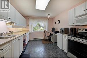 555 Houghton Road Unit# 203 - Photo 12