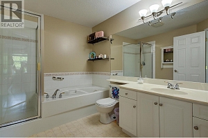 555 Houghton Road Unit# 203 - Photo 19