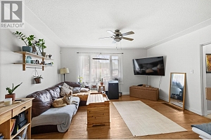 842 Walrod Street - Photo 11