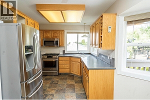 995 Sutcliffe Court - Photo 3