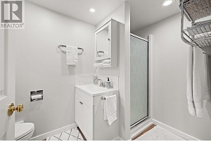 150 Jupiter Court - Photo 37
