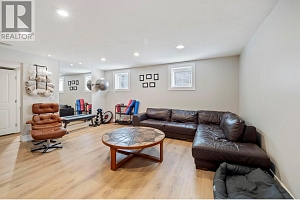 1174 Bergamot Avenue - Photo 21