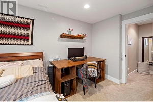 1174 Bergamot Avenue - Photo 26