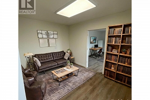 4517 23 Street - Photo 8