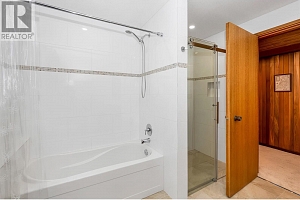 460 Crestview Drive - Photo 60