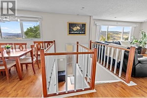 136 Stepping Stones Crescent - Photo 15
