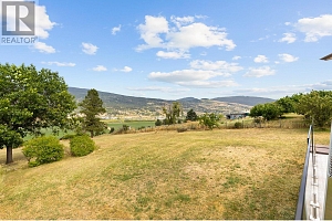 136 Stepping Stones Crescent - Photo 33