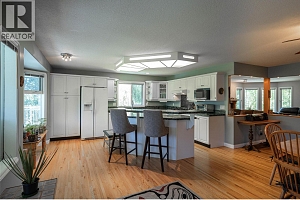 7821 Old Kamloops Road - Photo 13