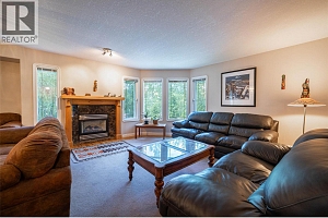 7821 Old Kamloops Road - Photo 24