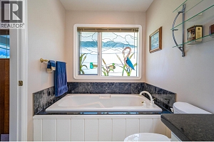 7821 Old Kamloops Road - Photo 30