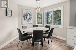 7967 Falcon Ridge Crescent - Photo 23