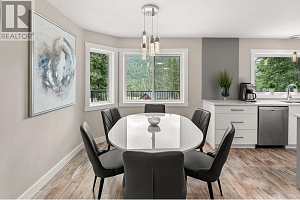 7967 Falcon Ridge Crescent - Photo 24