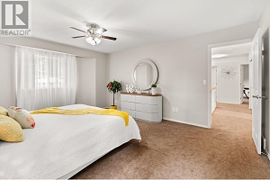7967 Falcon Ridge Crescent - Photo 34