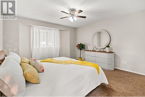 7967 Falcon Ridge Crescent - Photo 35