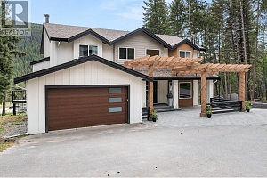 7967 Falcon Ridge Crescent - Photo 4