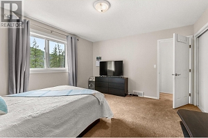 7967 Falcon Ridge Crescent - Photo 46