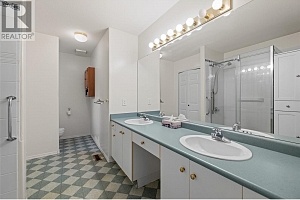 2090 Shamrock Drive - Photo 23