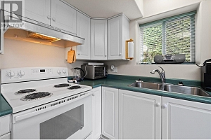 2090 Shamrock Drive - Photo 39