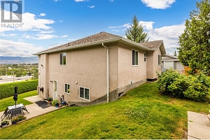 2090 Shamrock Drive - Photo 54