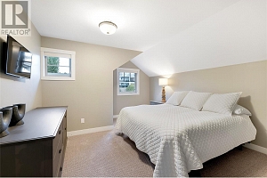 2305 Bridgeview Road - Photo 78