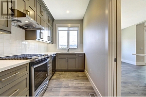 1051 Aurora Heights - Photo 11