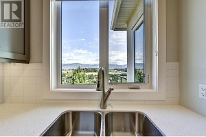 1051 Aurora Heights - Photo 12