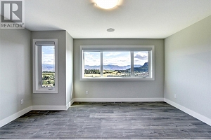 1051 Aurora Heights - Photo 31