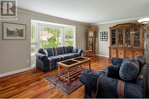 3942 Suncrest Court - Photo 4