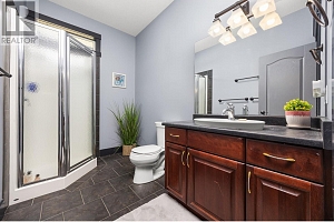 142 Carlin Street - Photo 40