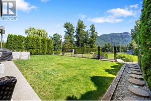 142 Carlin Street - Photo 49