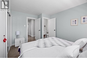 135 Almond Court - Photo 15