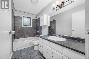 1301 43 Avenue - Photo 13