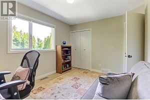 482 Curlew Drive - Photo 17