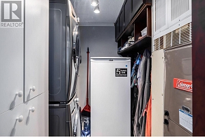 3381 Village Green Way Unit# 70 - Photo 14