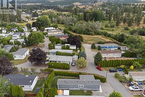 3381 Village Green Way Unit# 70 - Photo 22