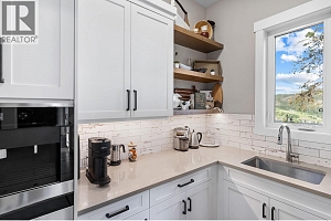 8836 Stonington Road - Photo 33