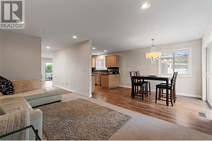 2042 Moonbeam Close - Photo 13