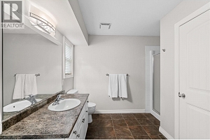 2042 Moonbeam Close - Photo 18