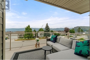 2042 Moonbeam Close - Photo 34