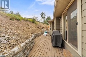 2042 Moonbeam Close - Photo 39