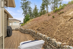 2042 Moonbeam Close - Photo 41