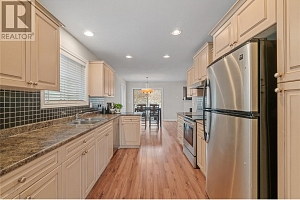 2042 Moonbeam Close - Photo 9