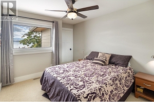 3908 Bluebird Road - Photo 32