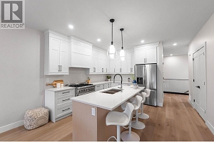 1671 Harbour View Crescent - Photo 9