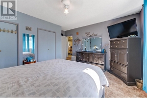 280 Dougall Road S - Photo 14