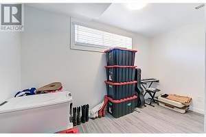 280 Dougall Road S - Photo 27