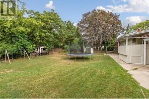 184 Snowsell Street N - Photo 14