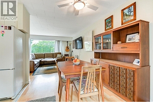 184 Snowsell Street N - Photo 15